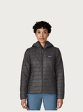 Patagonia - W's Nano Puff Hoody - BLK